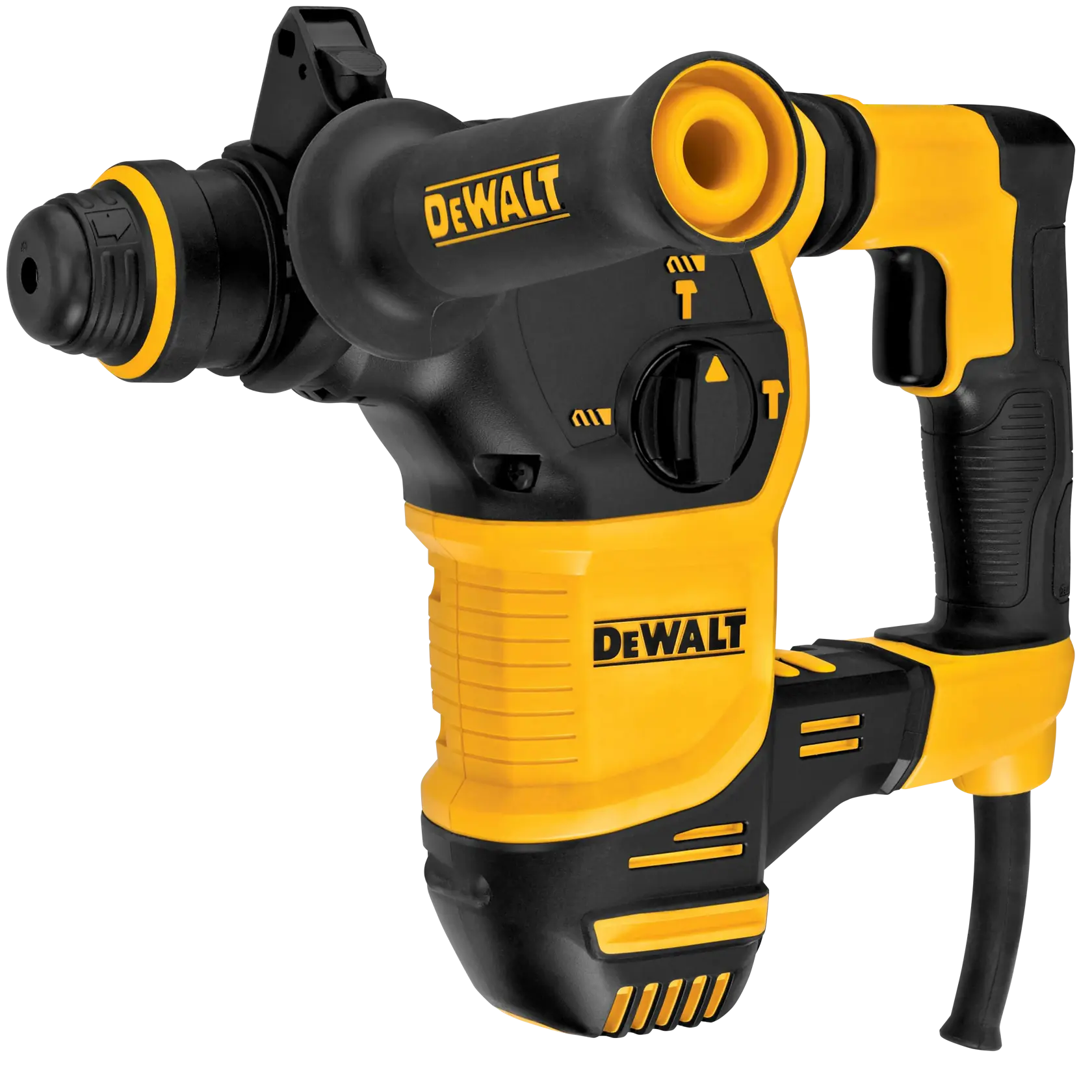 Un ouvrier du bâtiment portant un casque de sécurité et un gilet haute visibilité utilise une perceuse à percussion rotative jaune DEWALT, modèle D25333K, pour percer un trou dans un mur en béton sur un chantier en plein air. L’ouvrier se tient près d’une échelle en bois sous une structure partiellement construite, avec le soleil éclatant.