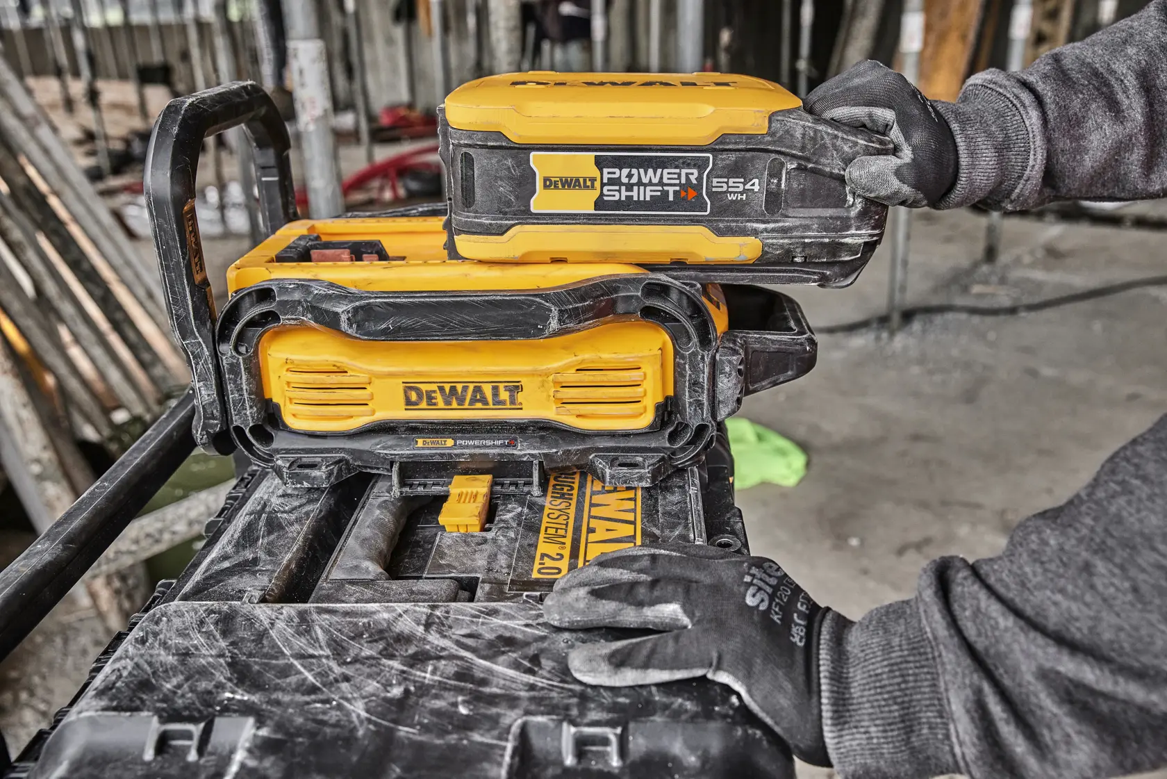 Chargeur de 550 w DEWALT® POWERSHIFT™