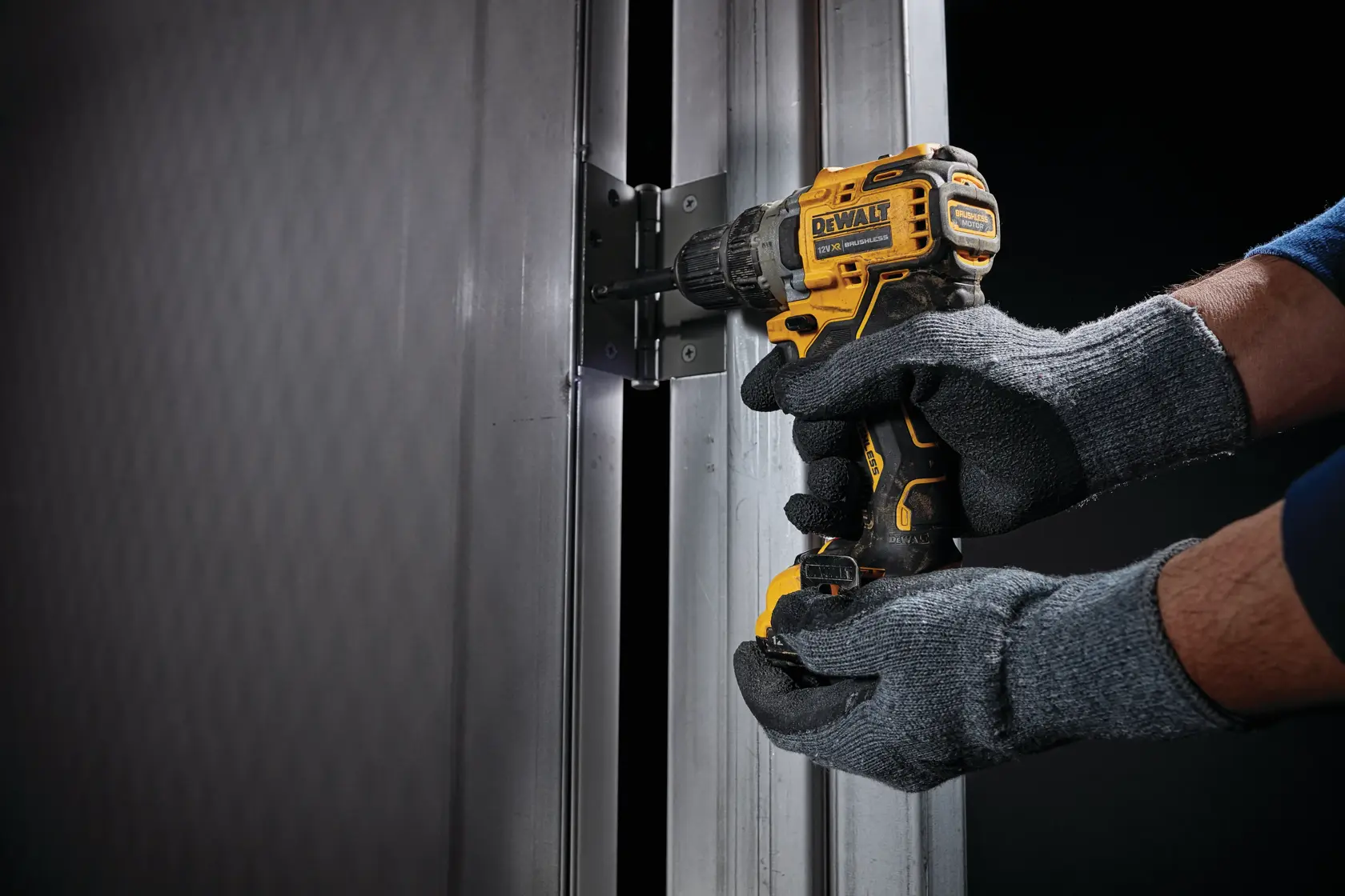 Perceuse-visseuse XR 12V 2 Ah Li-ion brushless