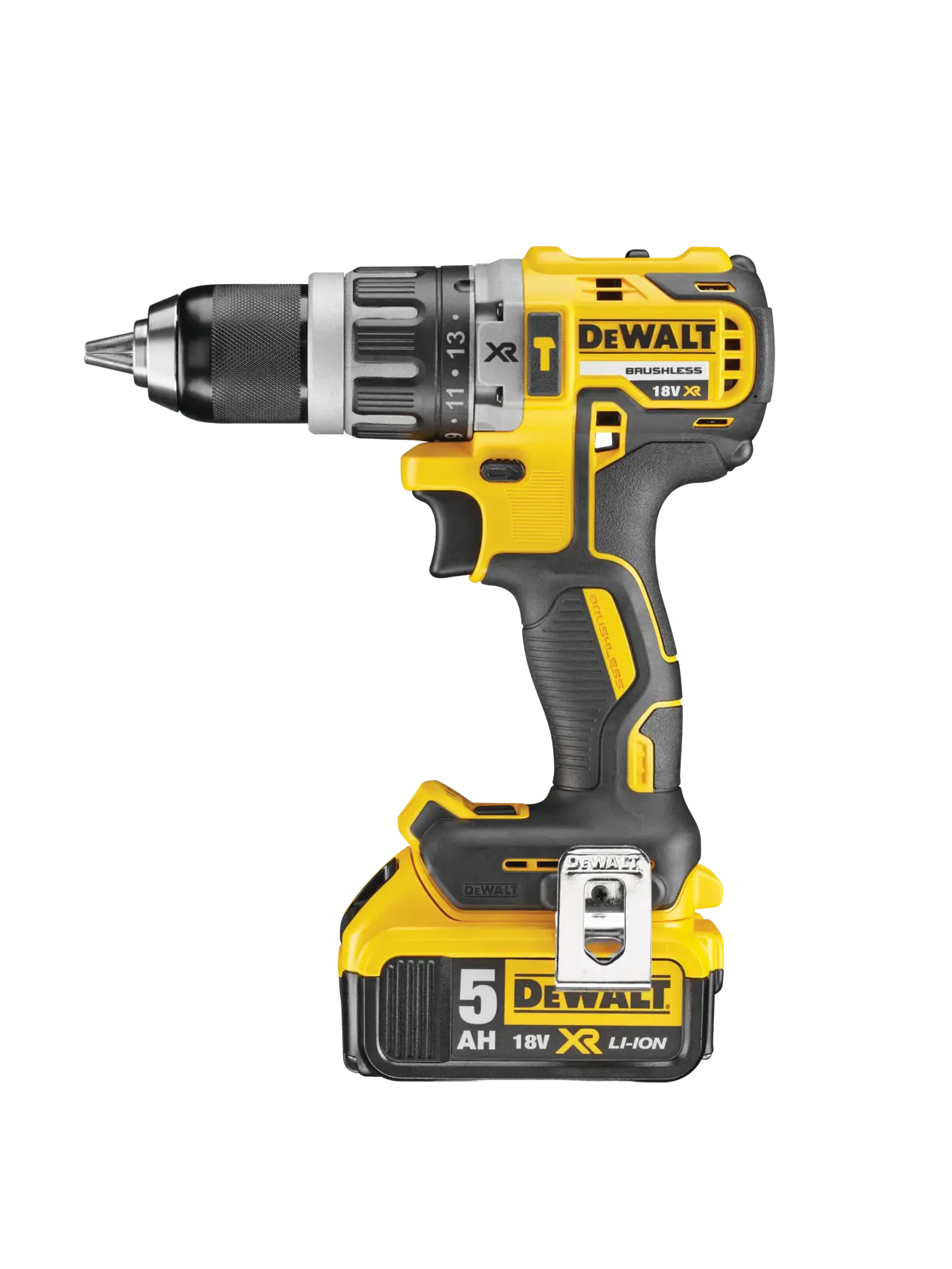 Une perceuse sans fil Dewalt DCD796P2 XR 18V à moteur sans balais, de couleur jaune et noire, équipée d'une batterie lithium-ion 5Ah fixée en bas.