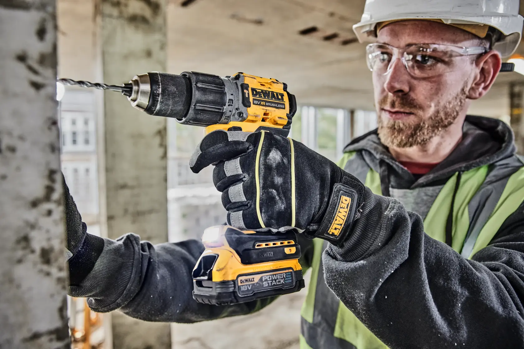 Perceuse-visseuse percussion compacte XR 18V 1,7 Ah Li-ion brushless - POWERSTACK™