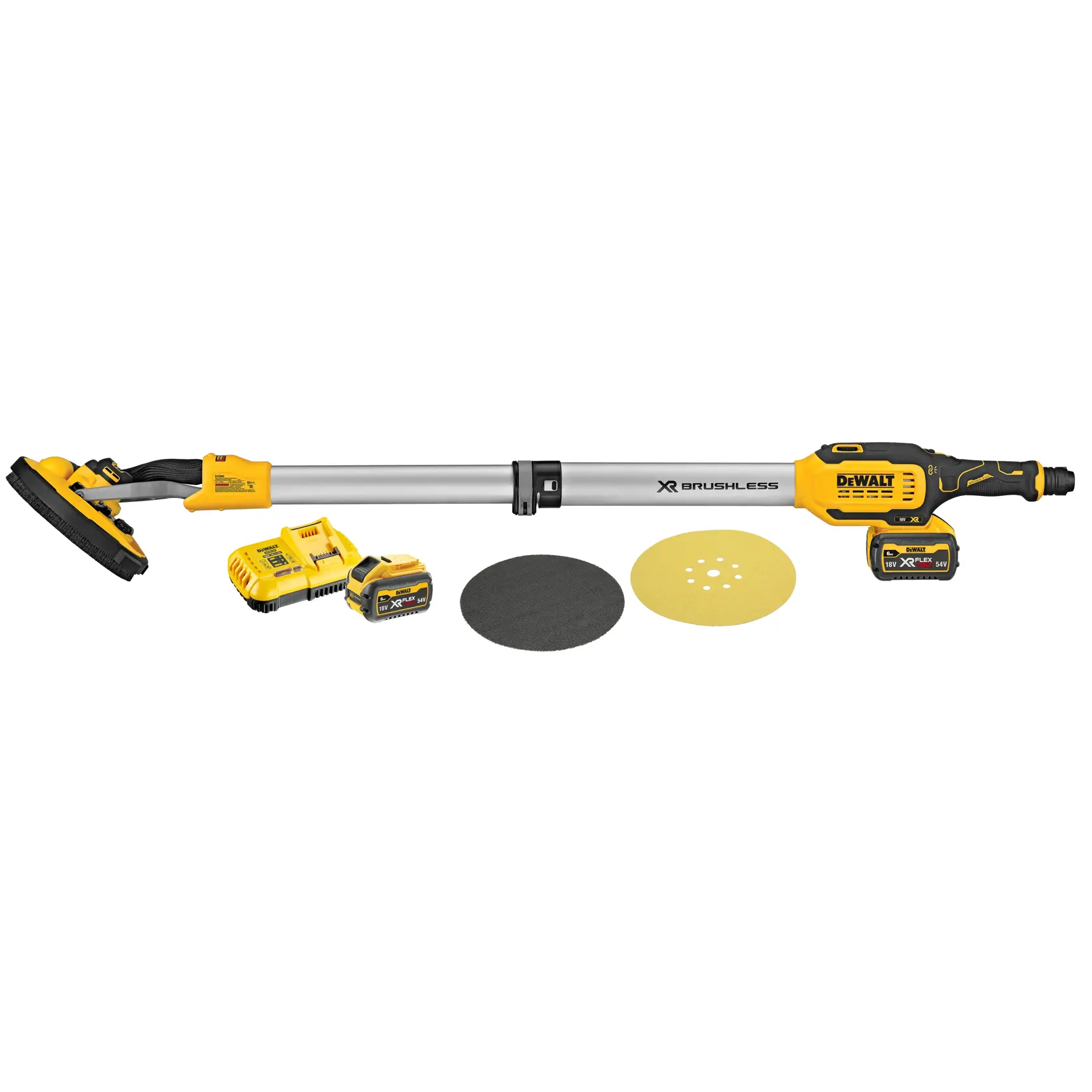 Kit de ponceuse à placoplâtre sans fil DEWALT comprenant une ponceuse, un chargeur, deux batteries et deux patins de ponçage présenté sur un fond blanc.