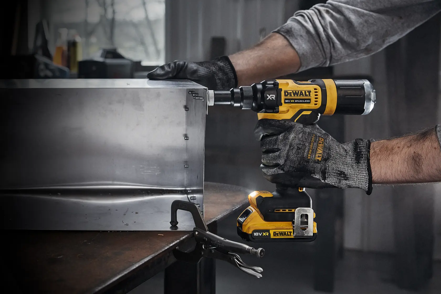 Riveteuse XR 18V brushless 4,8 mm - sans batterie ni chargeur, coffret TSTAK®