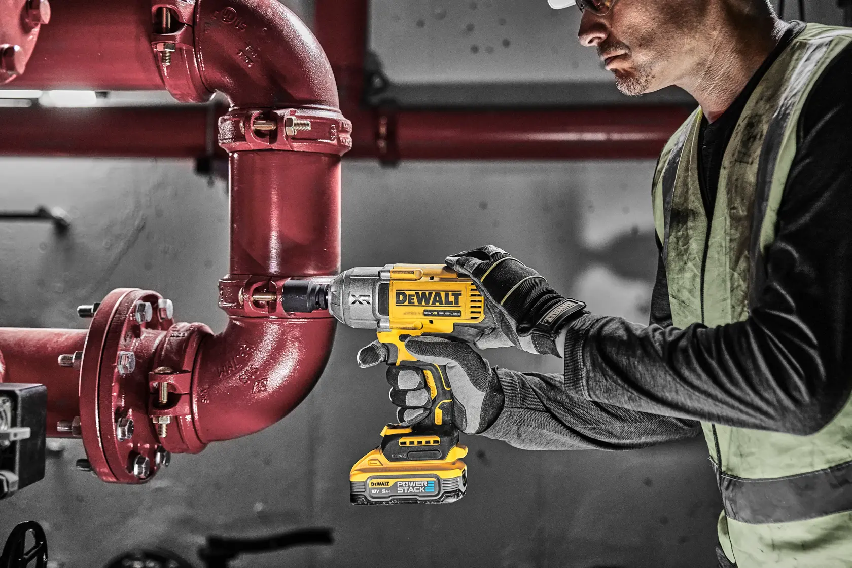 Boulonneuse ½" XR 18V 5 Ah Li-ion brushless 1396 Nm - Jonc de sécurité - POWERSTACK™