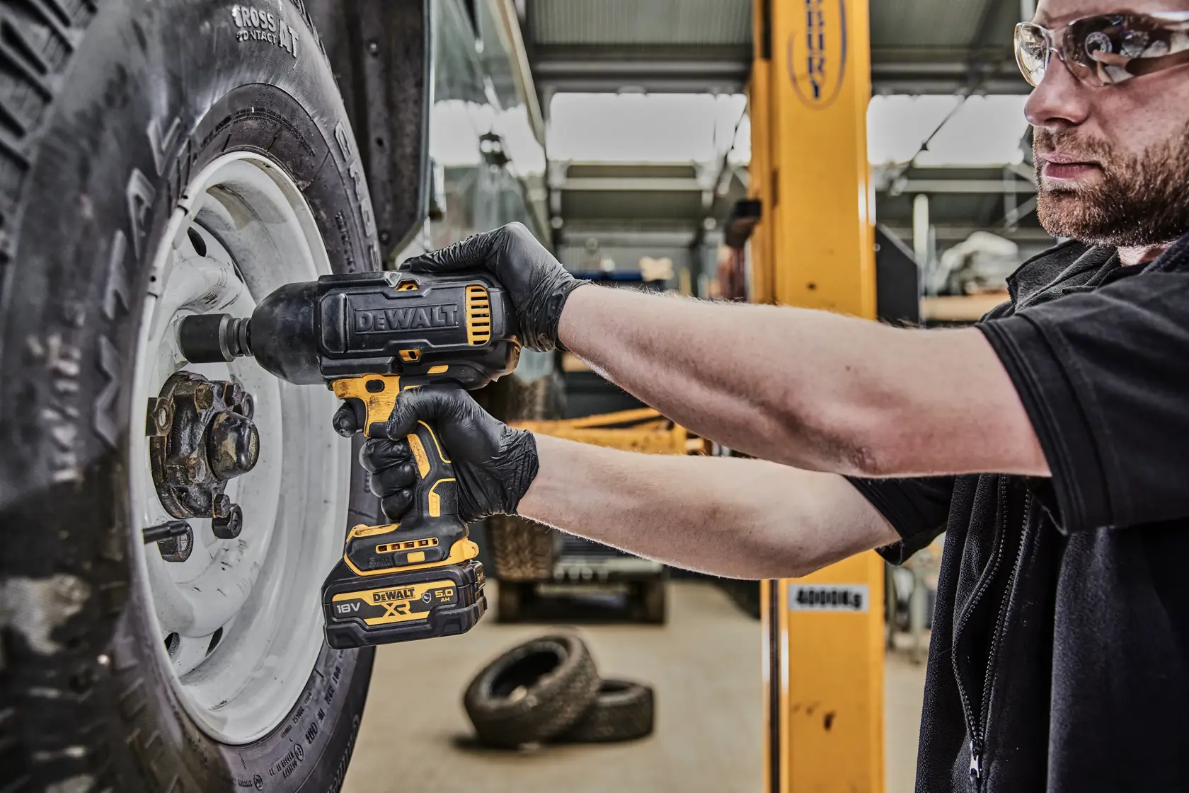 Boulonneuse 1/2'' XR 18V 5 Ah Li-ion brushless 1396 Nm - Pack "GFN"