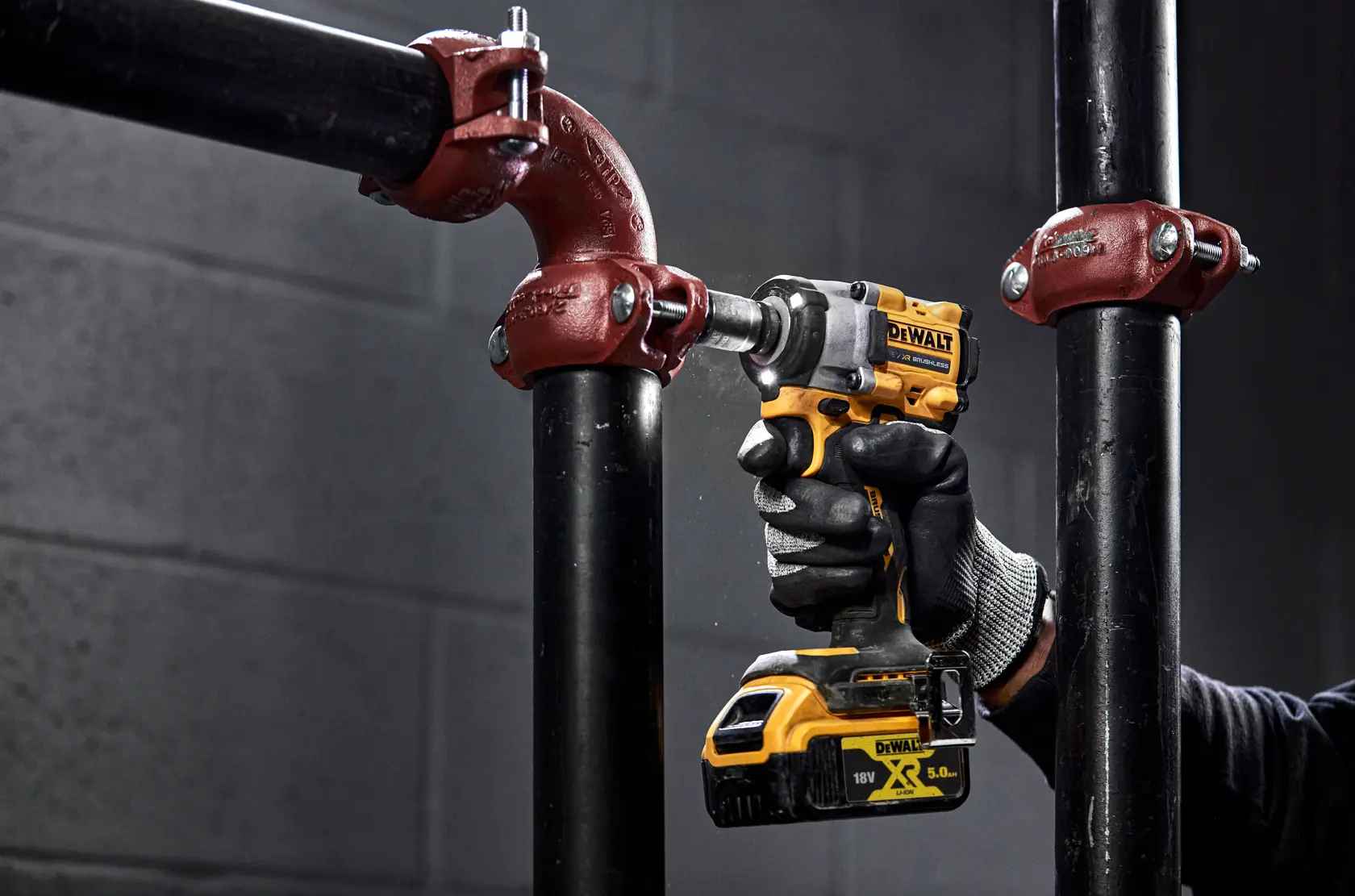 Boulonneuse à chocs 1/2'' XR 18V brushless 406 Nm - sans batterie ni chargeur - coffret TSTAK®