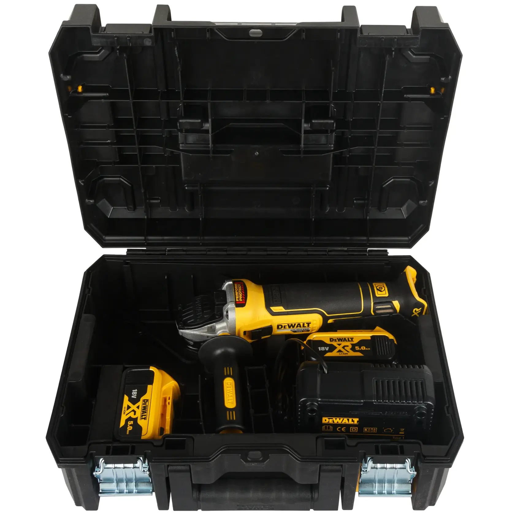 Un boîtier rigide noir contenant un ensemble meuleuse sans fil DEWALT, comprenant l’outil meuleuse jaune et noir, deux batteries 18V et un chargeur.