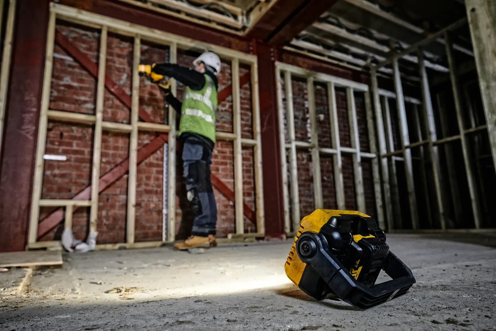 Projecteur de chantier compact XR
