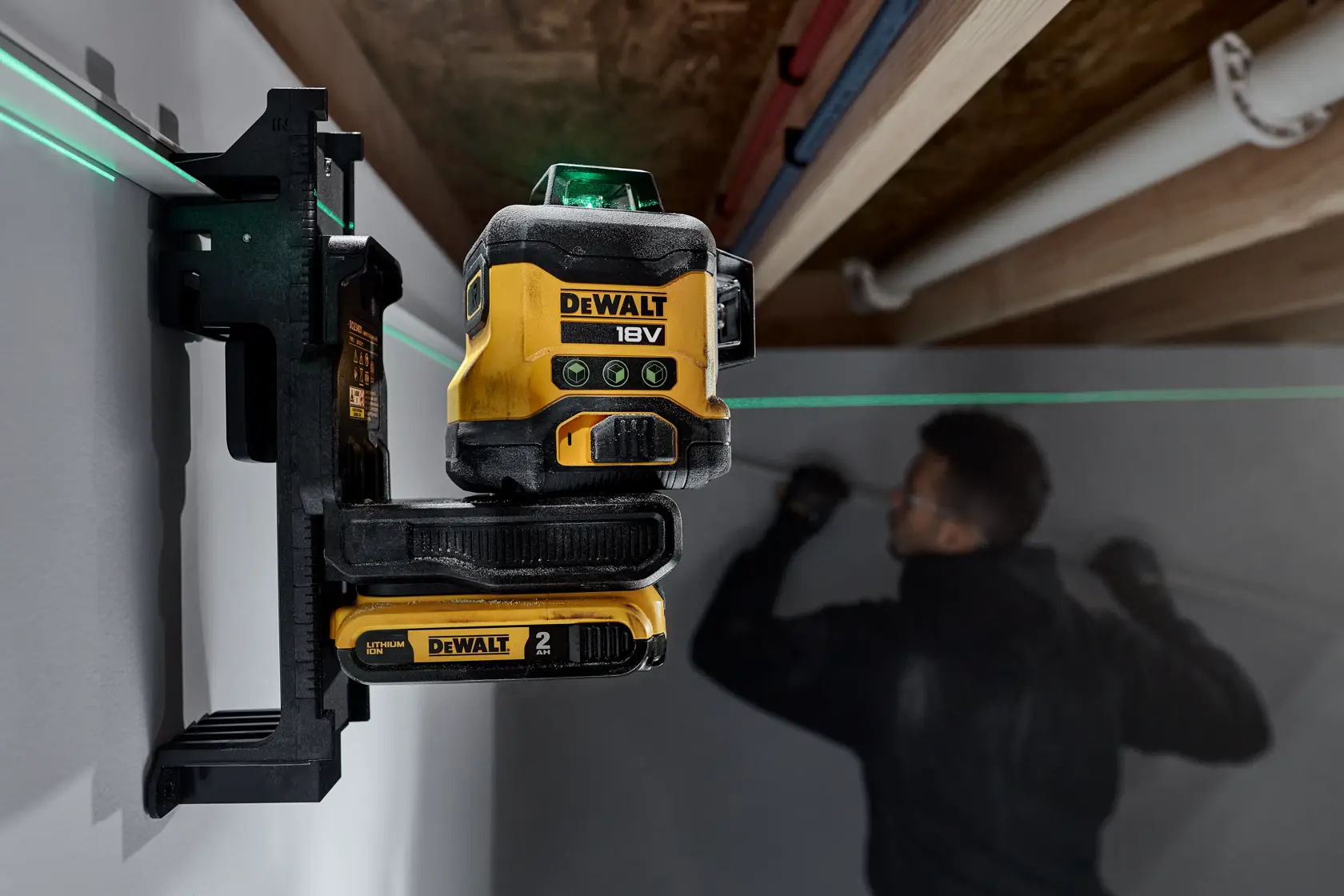 Niveau laser multilignes 3x360° compact XR 18V 2 Ah Li-ion - Faisceaux verts