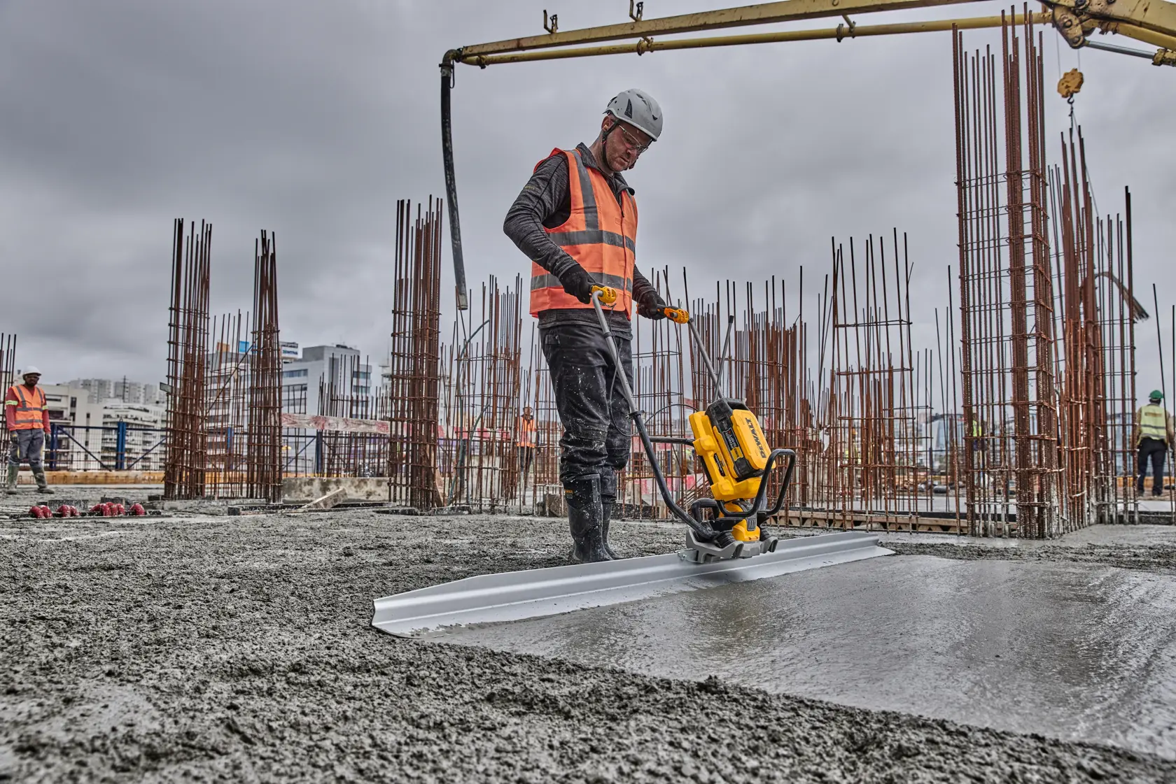 Règle vibrante DEWALT POWERSHIFT™