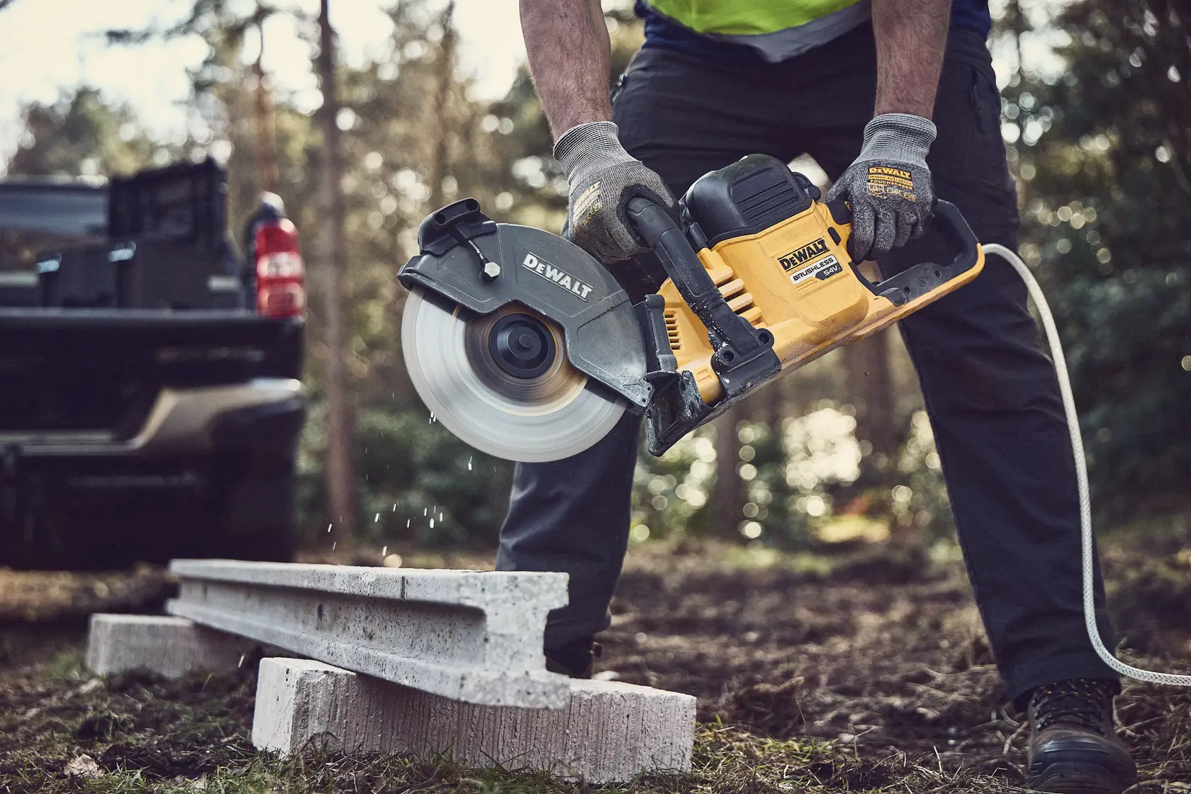 Découpeuse XR Flexvolt 54V 3 Ah Li-ion brushless 230 mm