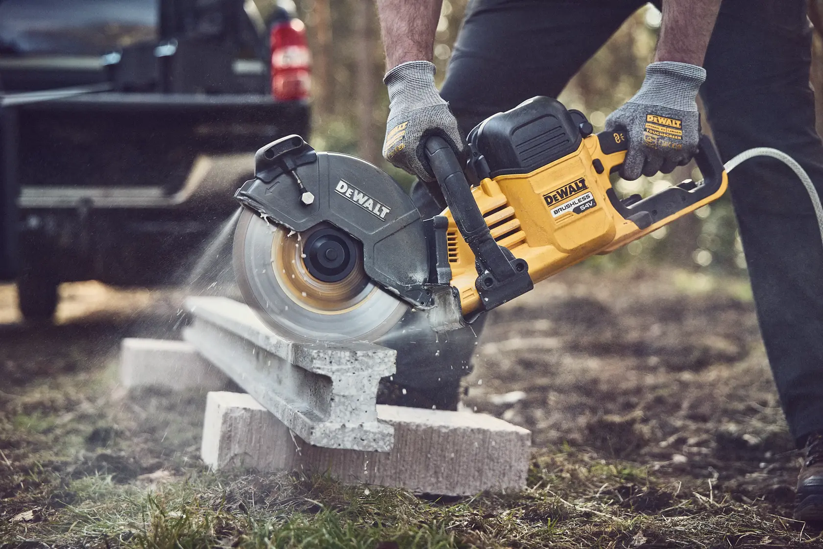 Découpeuse XR Flexvolt 54V 3 Ah Li-ion brushless 230 mm