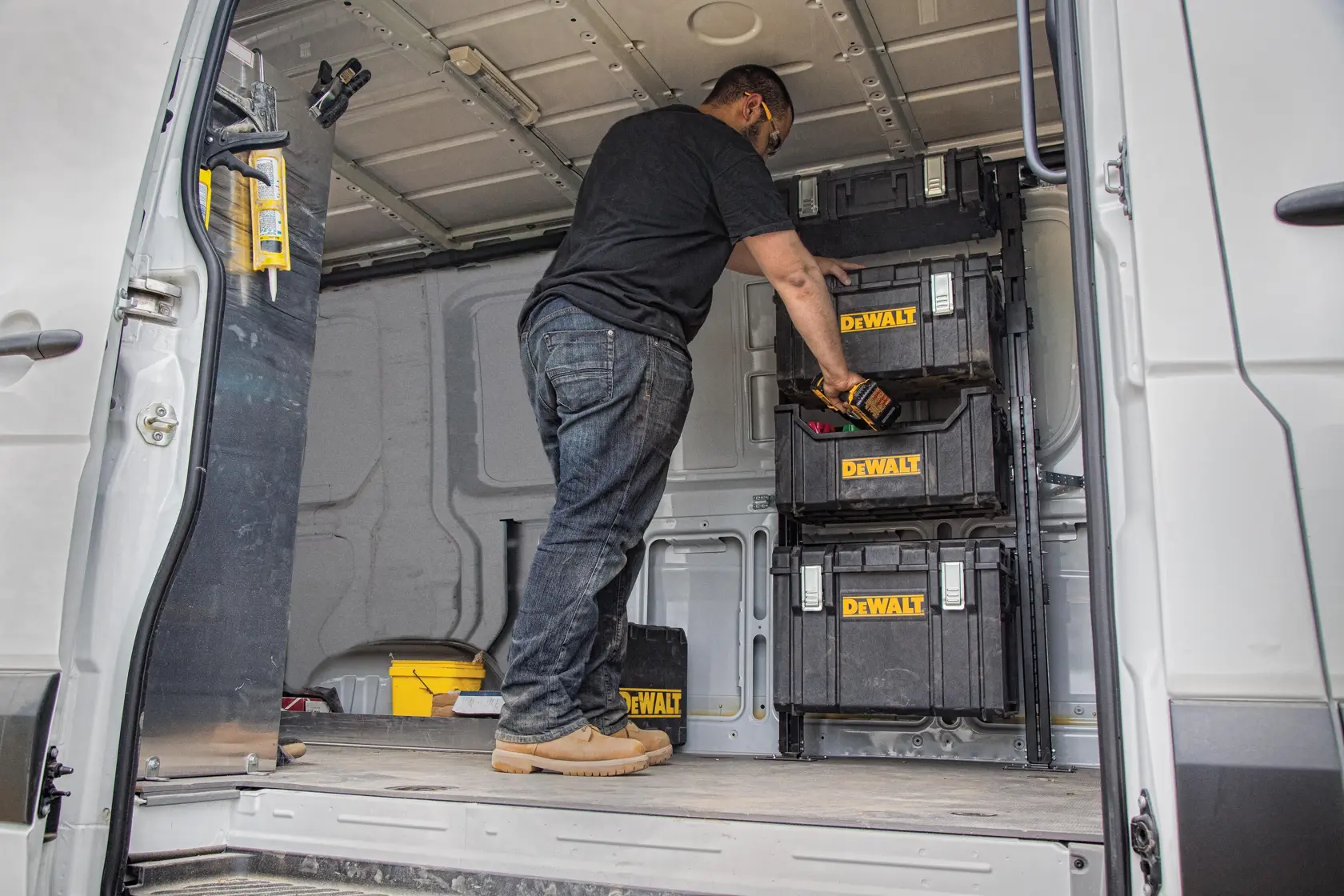 TOUGHSYSTEM® Tall Van Racking Kit