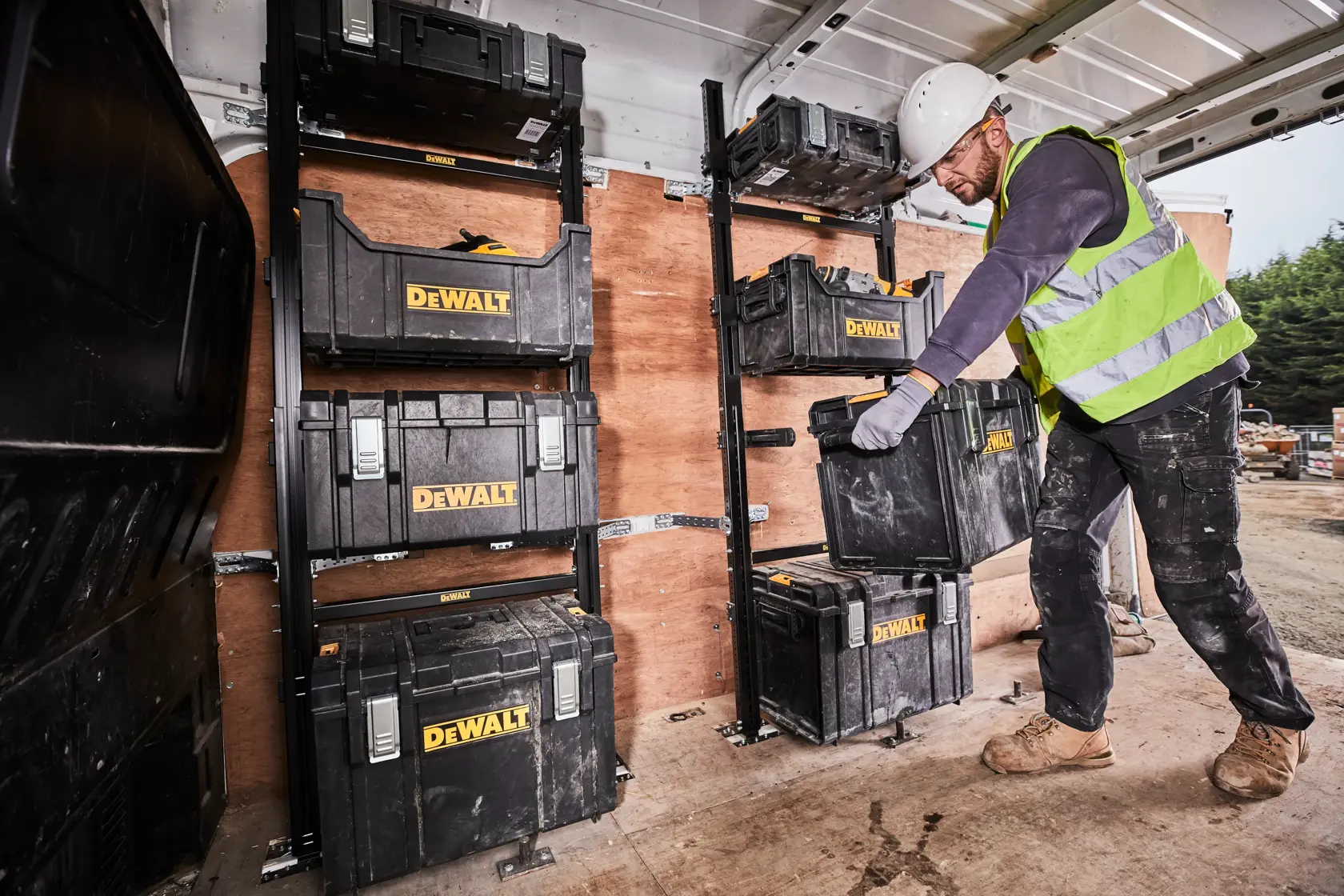 TOUGHSYSTEM® Tall Van Racking Kit