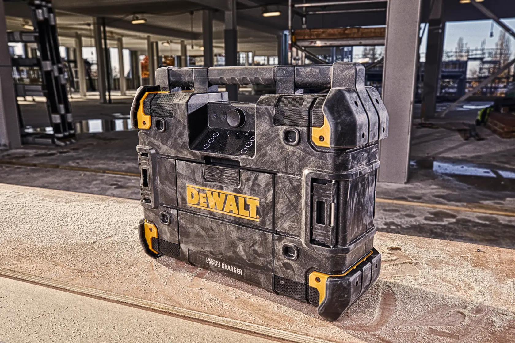 Radio TSTAK sur secteur ou batteries XR 12V / 18V / 54V